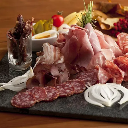 Landgasthof Und Seminarhotel Lueg Отель Кальтаккер