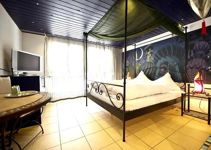 Landgasthof Und Seminarhotel Lueg 卡尔塔科尔