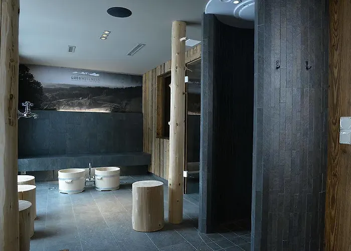 Landgasthof Und Seminarhotel Lueg Hotel