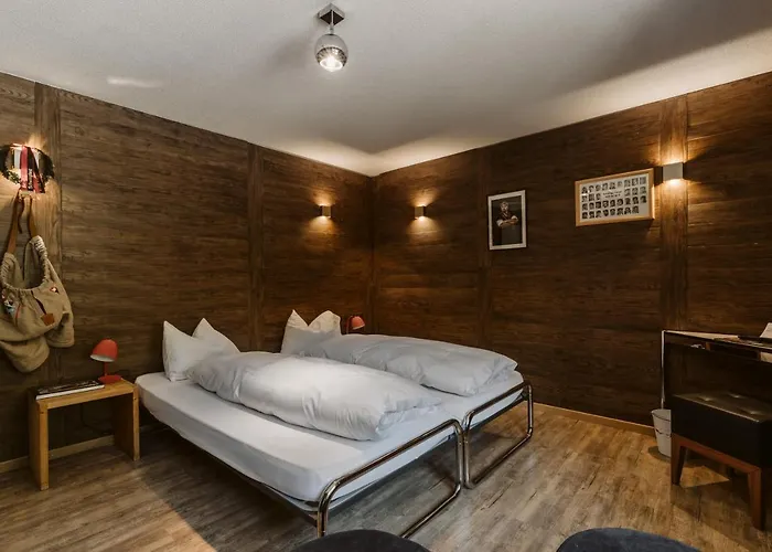 Landgasthof Und Seminarhotel Lueg 酒店 3*