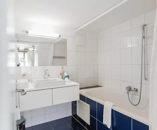 Landgasthof Und Seminarhotel Lueg 卡尔塔科尔